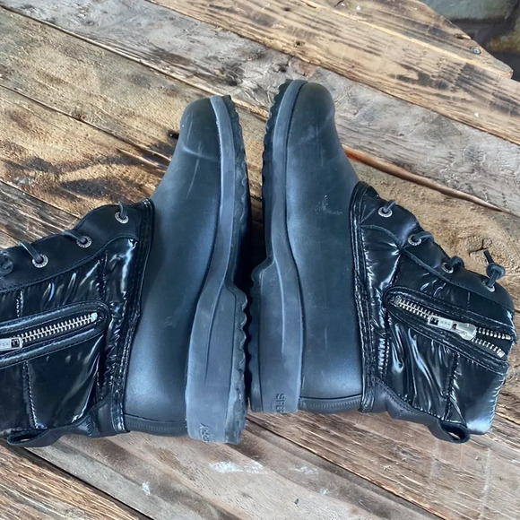Womens Sperry winter boots size 8.5 chexk them out very nice thanks 🙏 - Picture 7 of 8